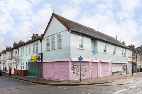 Retail property (high street) to rent, 55-57 Queens Rd Southend On Sea SS1 1LT