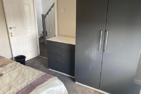 Retail property (high street) for sale, 7 Mulberry Way London E18 1EB