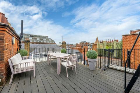 Office to rent, 22 Gilbert St London W1K 5EJ