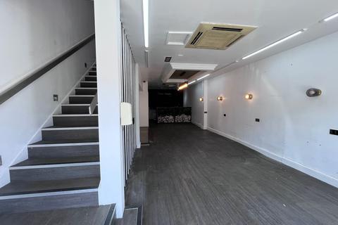Retail property (high street) to rent, 159 Linthorpe Rd Middlesbrough TS1 4AG