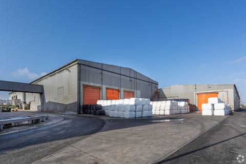 Factory to rent, Kings Weston Ln Bristol BS11 8HT