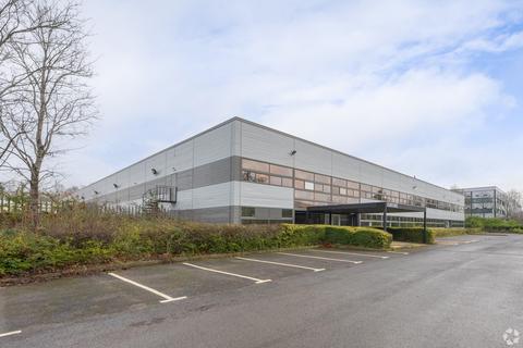 Warehouse to rent, Michigan Dr Milton Keynes MK15 8HQ