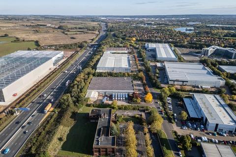Warehouse to rent, Michigan Dr Milton Keynes MK15 8HQ
