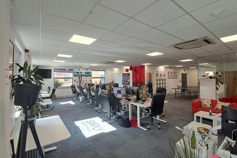 Office to rent, Molly Millars Ln Wokingham RG41 2AD