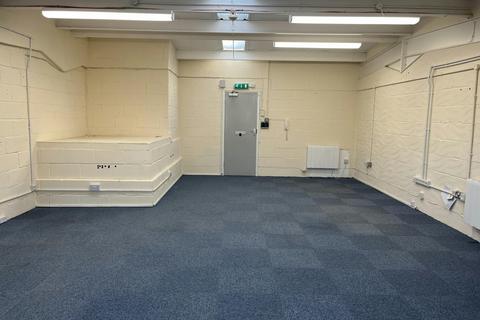 Industrial unit to rent, Edison Rd Aylesbury HP19 8TE