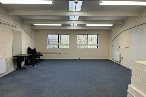 Industrial unit to rent, Edison Rd Aylesbury HP19 8TE