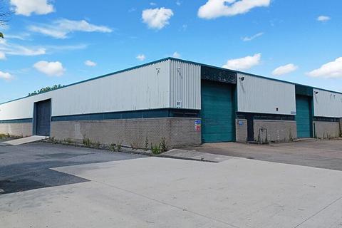 Warehouse to rent, 97-100 Chadwick Rd Runcorn WA7 1PW