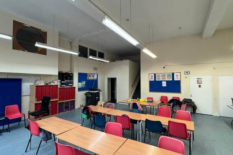 Industrial unit to rent, 3 Boscobel St London NW8 8PS