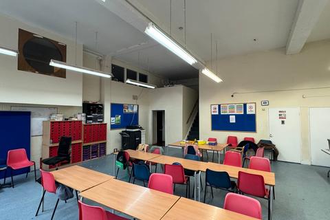 Industrial unit to rent, 3 Boscobel St London NW8 8PS