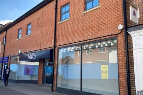 Retail property (high street) to rent, 2 Wright's Walk Dereham NR19 1TR