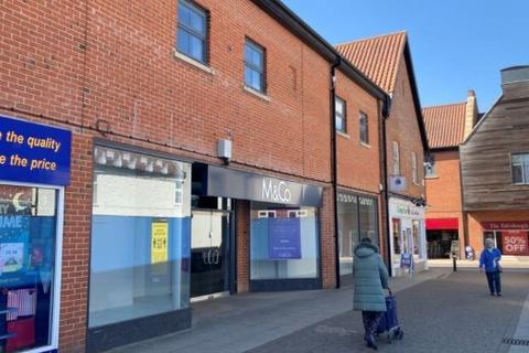Retail property (high street) to rent, 2 Wright's Walk Dereham NR19 1TR