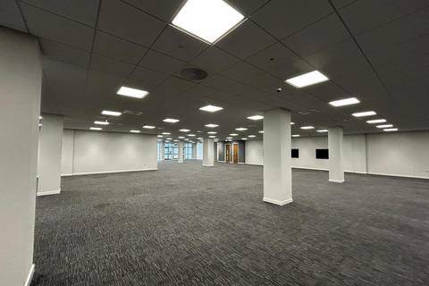 Property to rent, The Plaza Swindon SN1 1LF