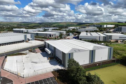 Warehouse to rent, John Milne Av Rochdale OL16 4NZ
