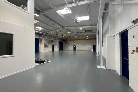 Warehouse to rent, Queensway Rochdale OL11 2NU
