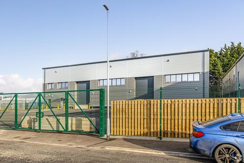Warehouse to rent, 6 Cartersfield Rd Waltham Abbey EN9 1JD
