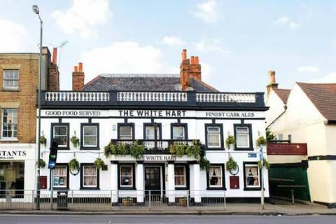 Pub to rent, 350 London Rd Mitcham CR4 3ND