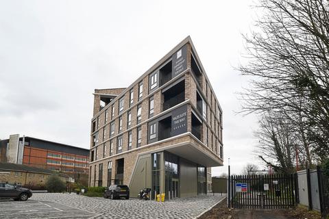 Retail property (high street) to rent, 1 Silver Rd London SE13 7BQ