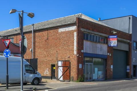 Industrial unit to rent, Nobel Rd London N18 3BH