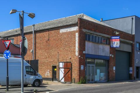 Industrial unit to rent, Nobel Rd London N18 3BH