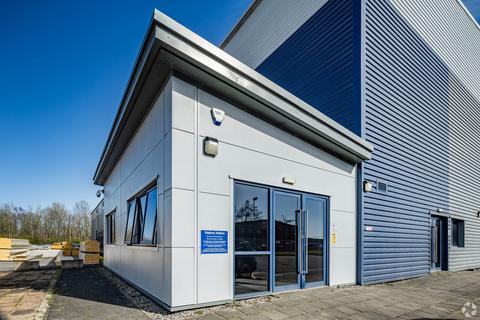 Distribution warehouse to rent, Lockett Rd Wigan WN4 8DE