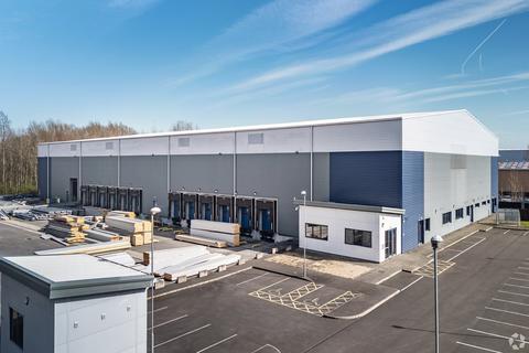 Distribution warehouse to rent, Lockett Rd Wigan WN4 8DE