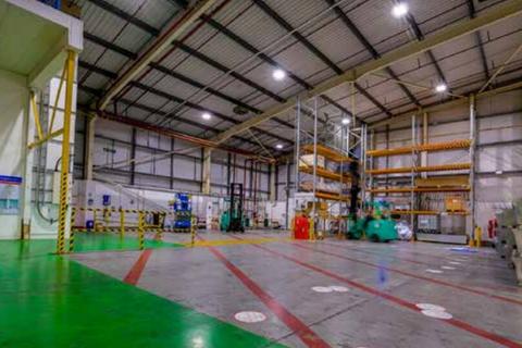 Warehouse to rent, Monks Brk Newport PO30 5WU