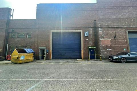 Warehouse to rent, Thornes Moor Rd Wakefield WF2 8PT