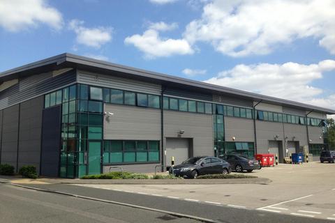 Warehouse to rent, Kendal Ave London W3 0AF