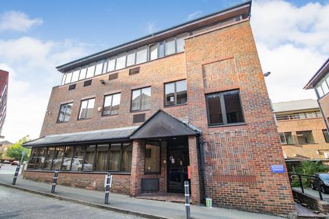 Office to rent, 286 Chase Rd London N14 6HF