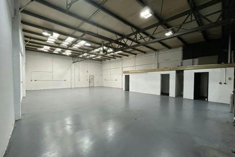 Warehouse to rent, 1-17 Kembrey Park Swindon SN2 8UN