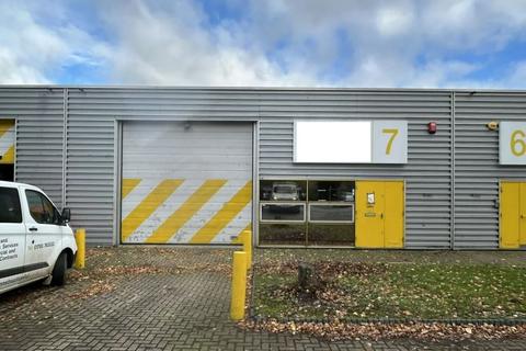 Warehouse to rent, 1-17 Kembrey Park Swindon SN2 8UN