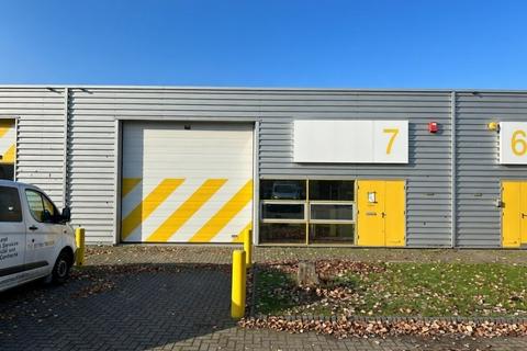 Warehouse to rent, 1-17 Kembrey Park Swindon SN2 8UN