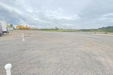 Land to rent, Honey Pot Ln Colsterworth NG33 5LZ