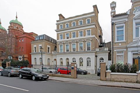 Office to rent, The Little Green Richmond TW9 1QS