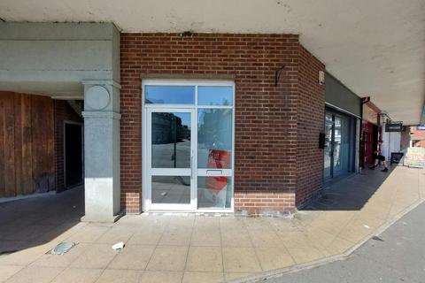 Retail property (high street) to rent, 21A Canute Pl Knutsford WA16 6BQ