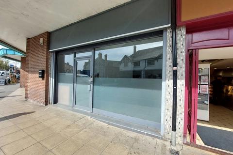 Retail property (high street) to rent, 21A Canute Pl Knutsford WA16 6BQ