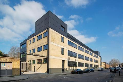 Office to rent, 100 Brewery Rd London N7 9PG