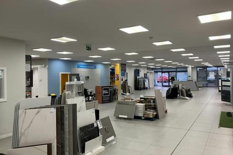 Retail property (high street) to rent, 8 Acrewood Way St Albans AL4 0JY