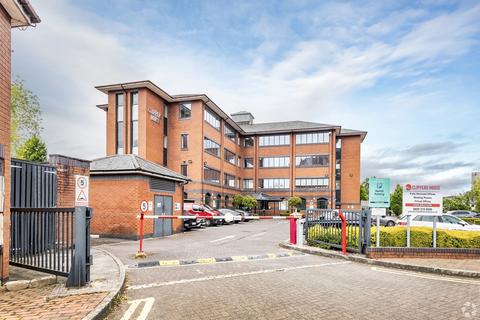 Office to rent, Clippers Quay Salford M50 3NW