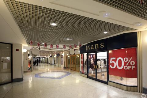 Retail property (high street) to rent, High St Sutton SM1 1LF