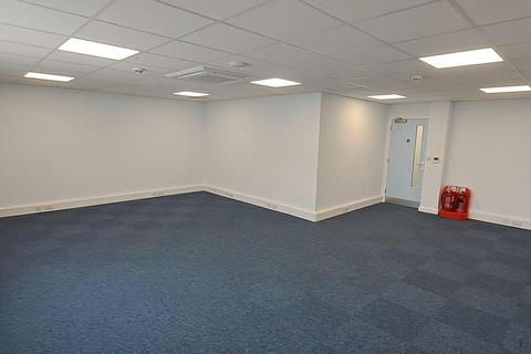 Warehouse to rent, Railway Approach Newhaven BN9 0DF