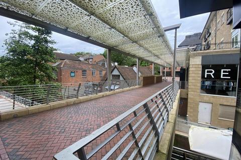 Retail property (high street) to rent, 13-14 Gun St Reading RG1 2JR