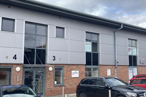Office to rent, Lincoln Rd High Wycombe HP12 3RH