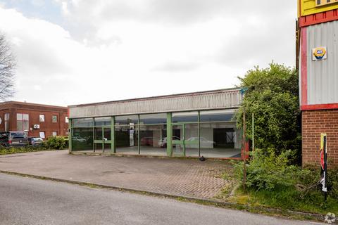 Retail property (high street) to rent, Broadfields Aylesbury HP19 8BU