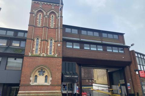 Office to rent, High St Aylesbury HP20 1SQ