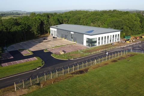 Warehouse to rent, High St Westcott HP18 0PH