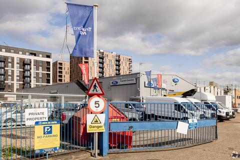 Warehouse to rent, Clayton Rd Hayes UB3 1AN