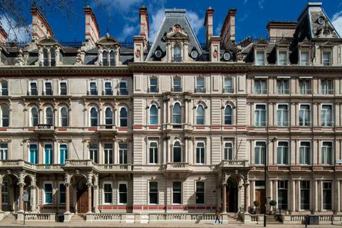 Office to rent, 15-17 Grosvenor Gdns London SW1W 0BD