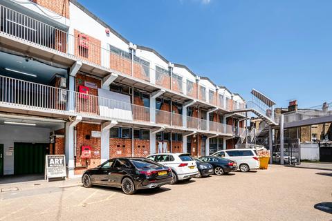 Industrial unit to rent, Bayford St London E8 3SE