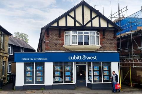 Retail property (high street) for sale, 2 London Rd Crowborough TN6 2TT